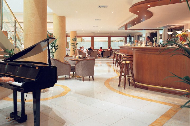 Lobby Photos