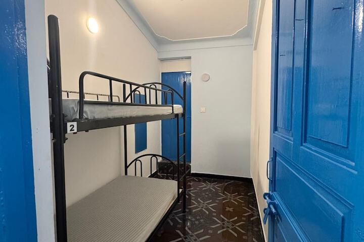 Room 9 of 43