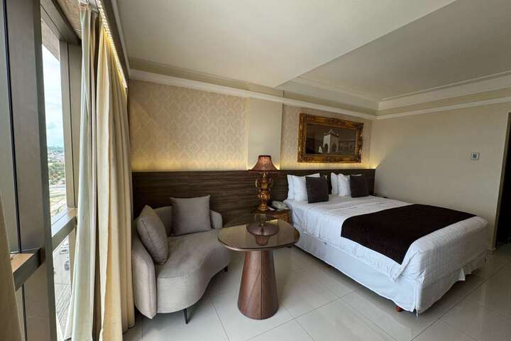 Room 3 of 67