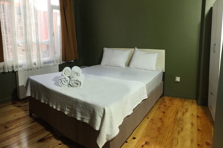 Room 16 of 63