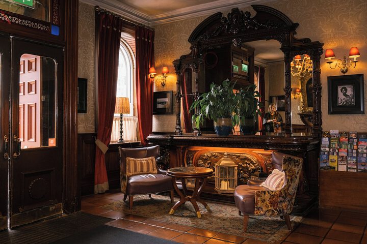 Room 43 of 73