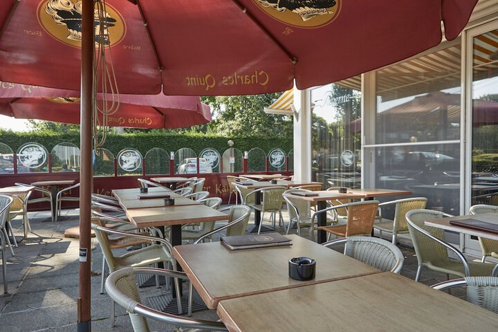 Terrace/Patio 34 of 39