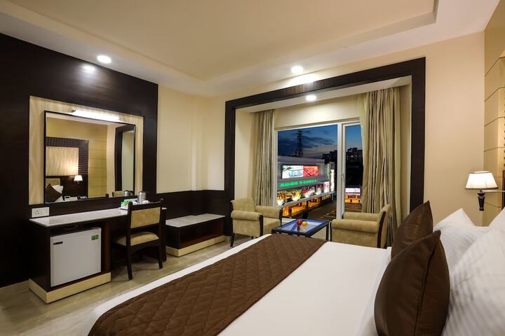 Room 7 of 22