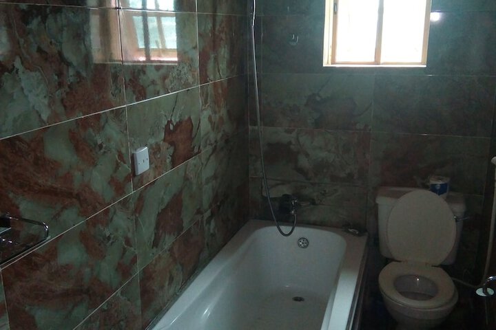 Room 19 of 30