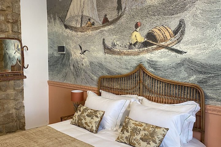 Room 70 of 124