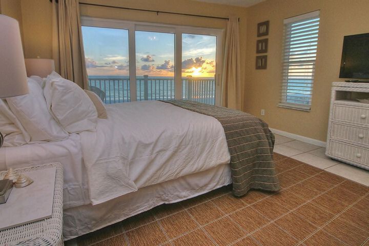 Room 44 of 58