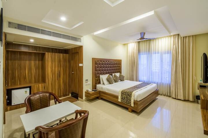 Room 17 of 32