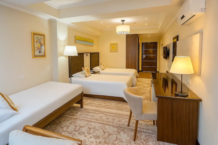 Room 19 of 35