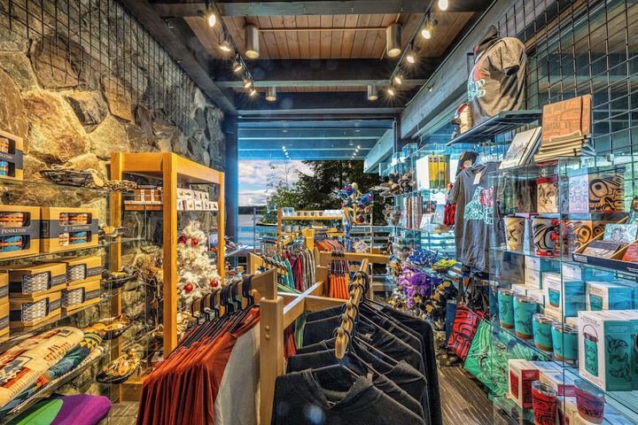 Gift Shop 20 of 40