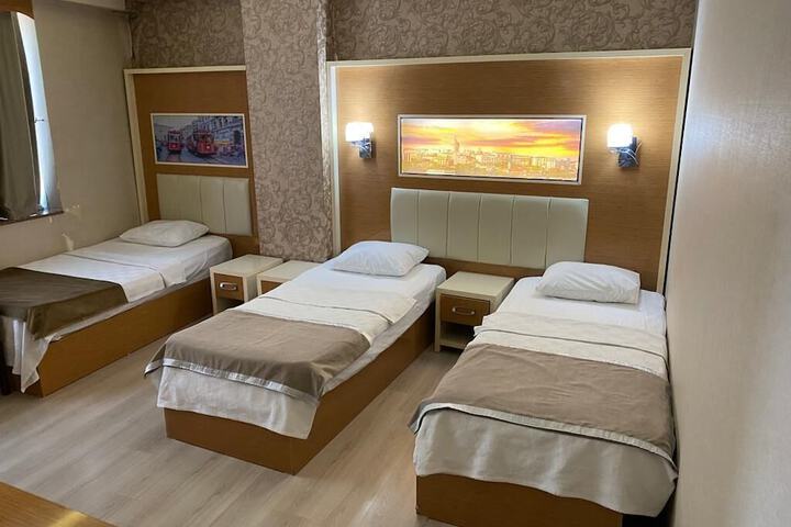 Room 27 of 30