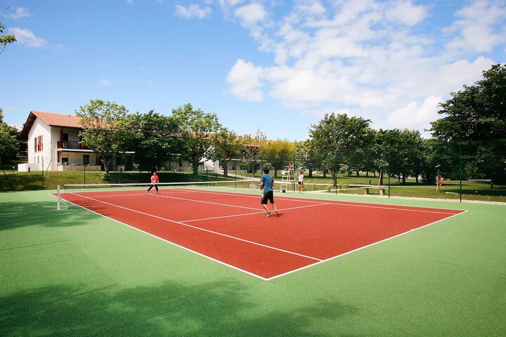 Tennis court
