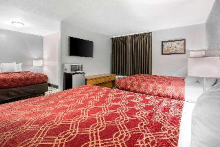 Room 25 of 50