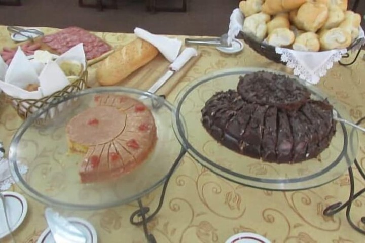 Breakfast/Coffee Service 18 of 22