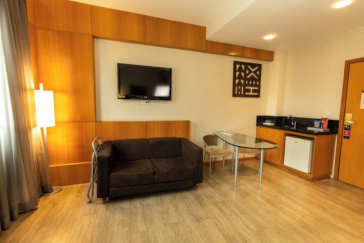 Room 96 of 174