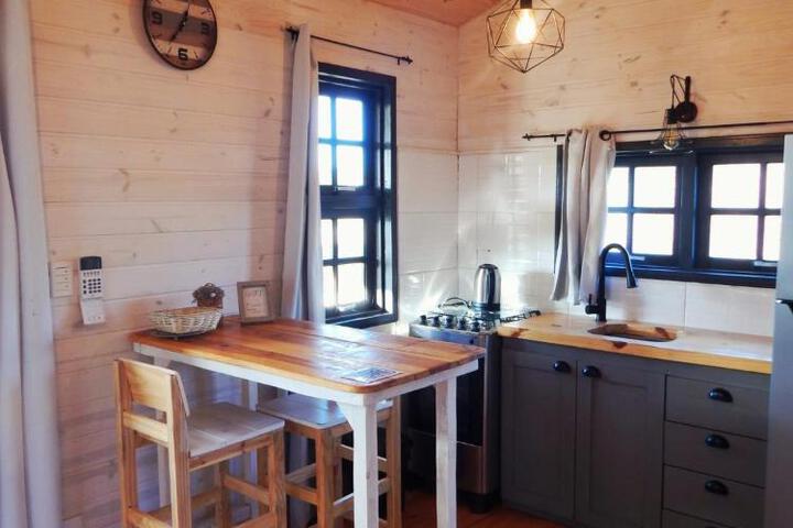 General 8 of 16
