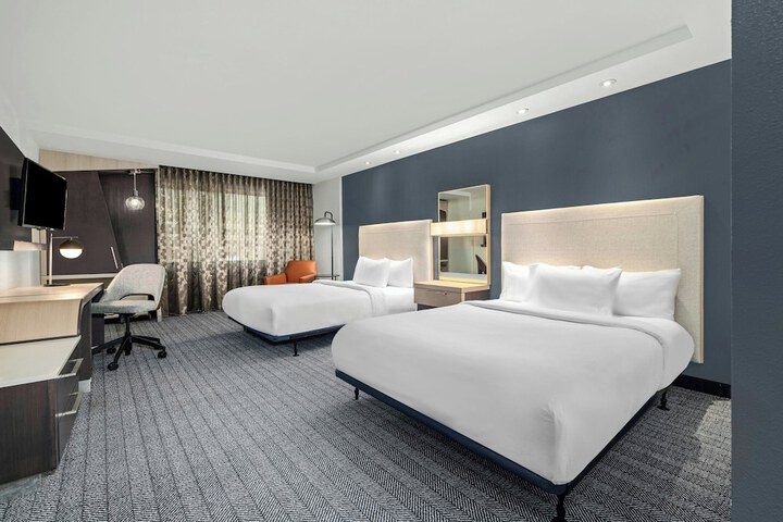Room 20 of 73