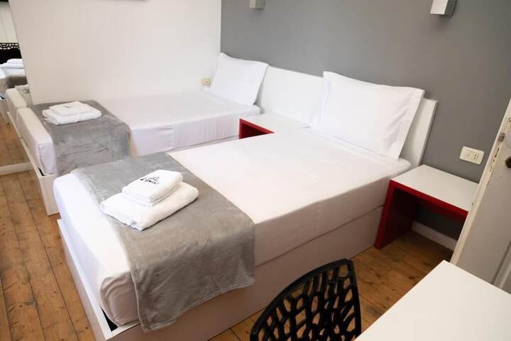 Room 50 of 97