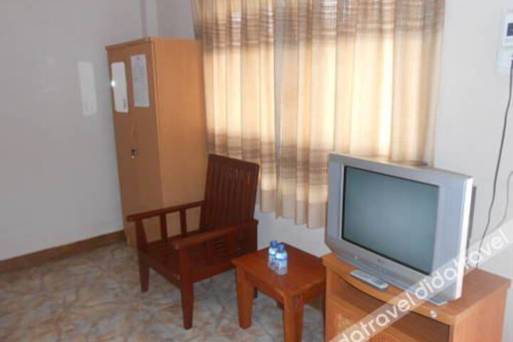 Hotel Interior 4 of 11
