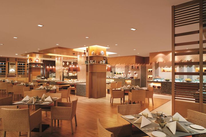 Dining 138 of 182