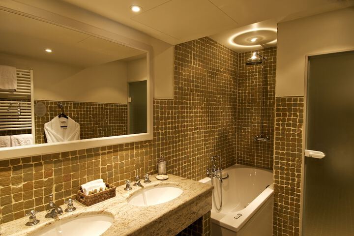 Bath Photo