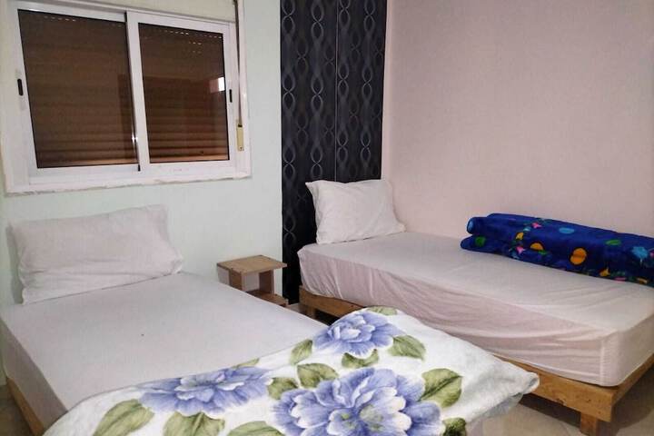 Room 2 of 16