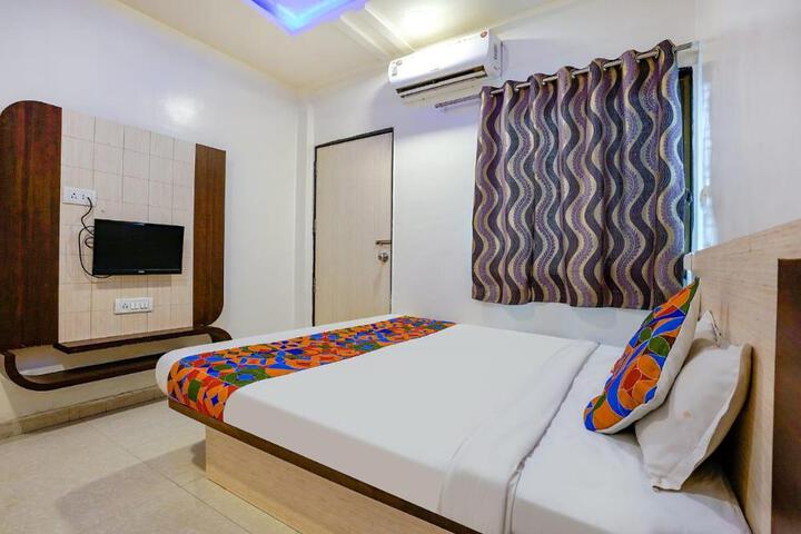 Hotel Sitara Inn