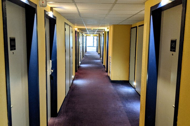 Ballroom/Hall 21 of 32
