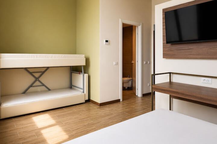 Room 10 of 59