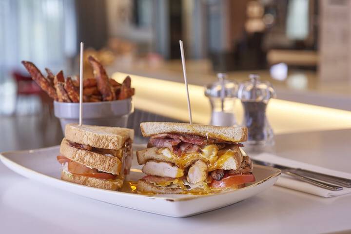 Dining Photos