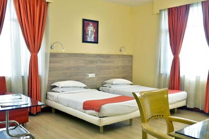 Room 12 of 41