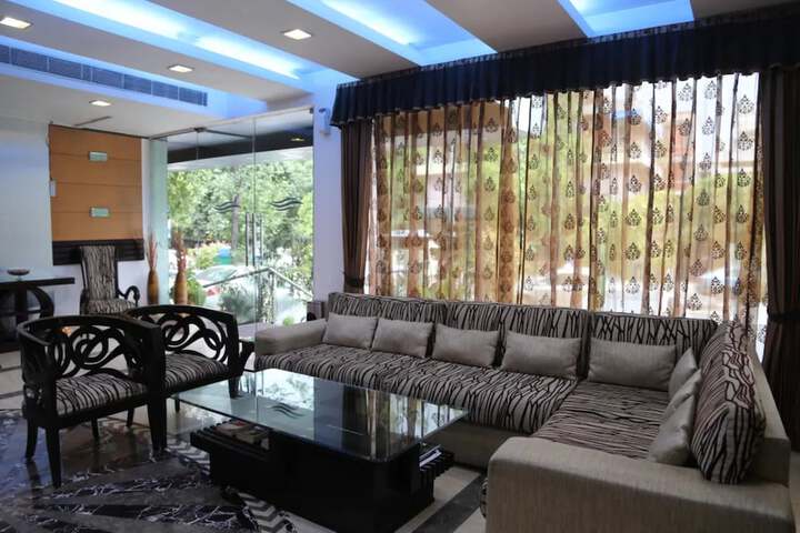 Hotel Lobby