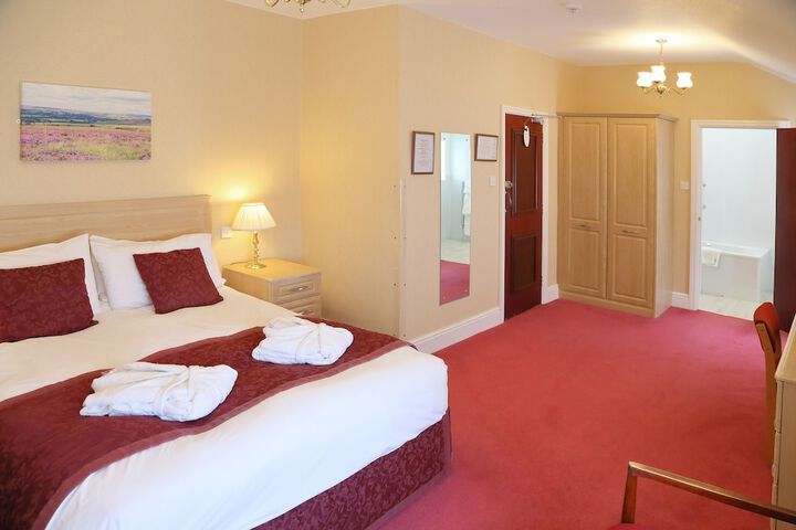 Room 32 of 104