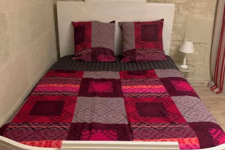 Room 16 of 68