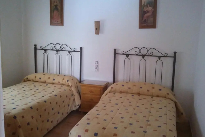 Room 3 of 17