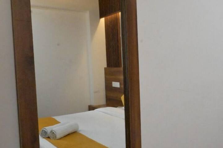 Room 18 of 50