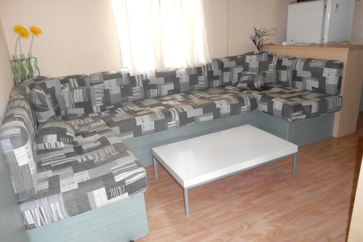 Property With 2 Bedrooms in Blier With Enclosed Garden and Wifi