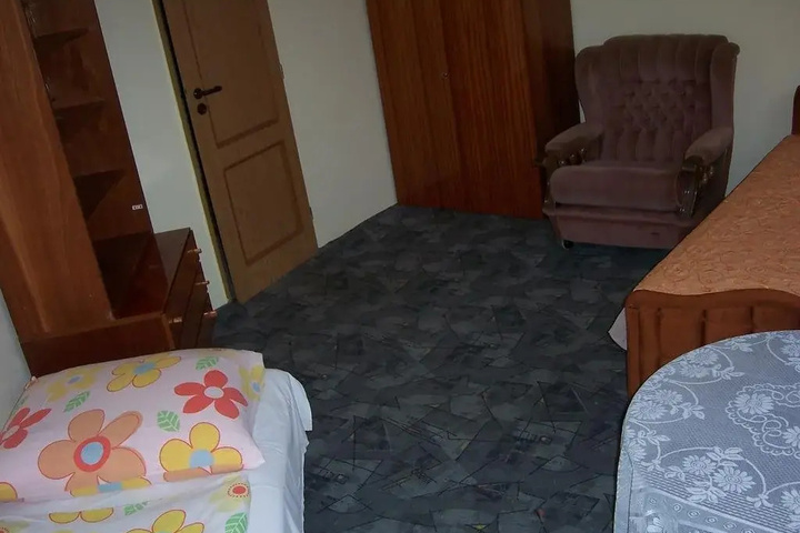 Room 3 of 14