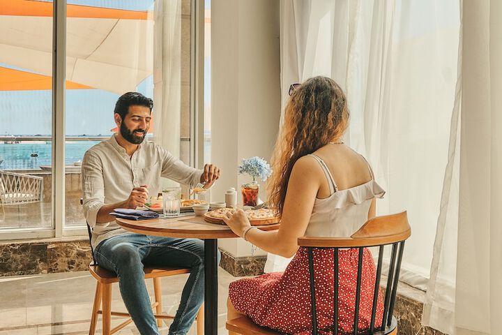 Dining 82 of 109