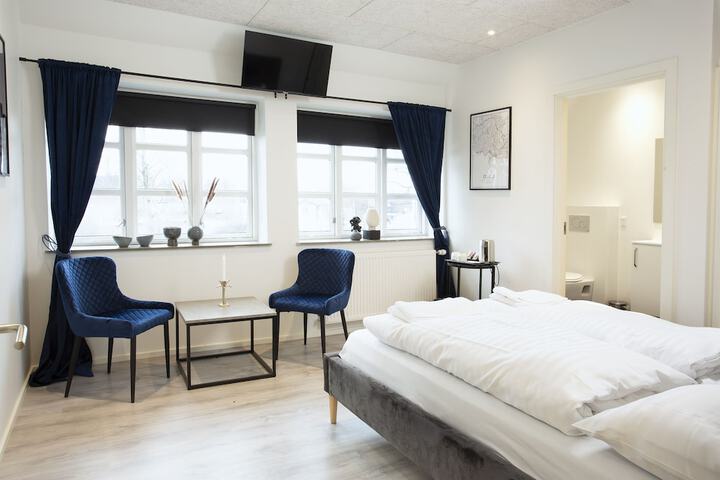 Room 4 of 69
