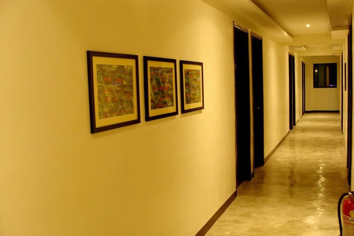 Ballroom/Hall 31 of 36