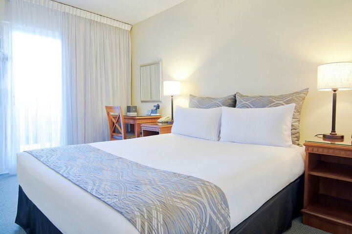 Room 6 of 31