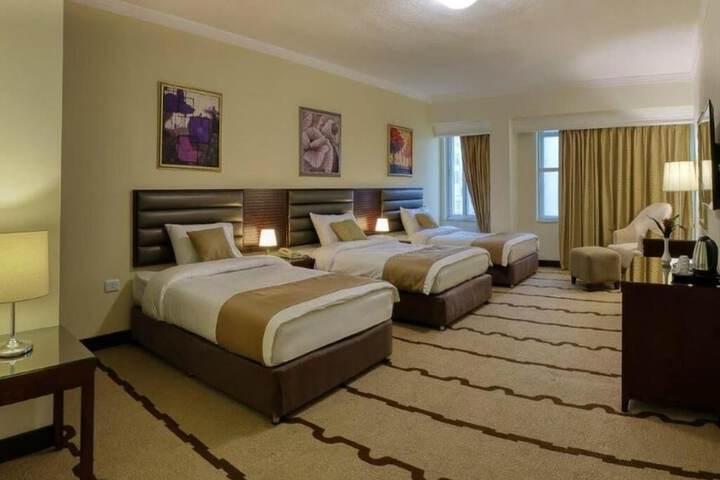 Room 7 of 35
