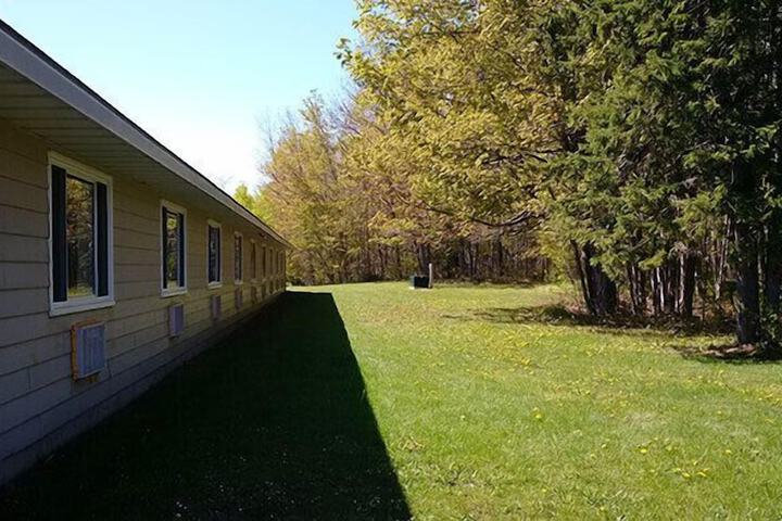Property Grounds 35 of 46