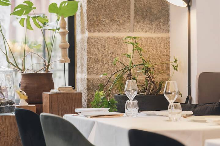Dining 100 of 149