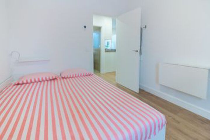 Room 10 of 39