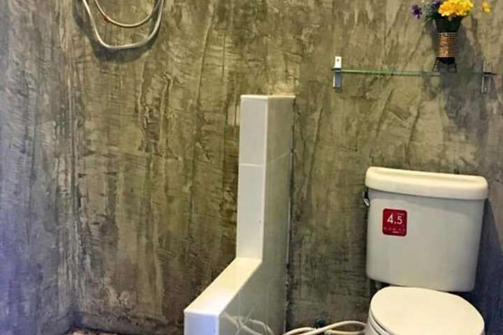 Room 10 of 15