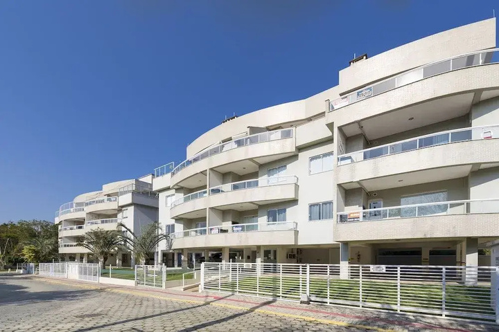 Residencial Viapiana Apto 203B - 642