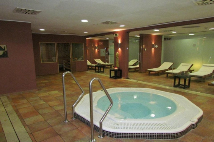 Spa 13 of 22