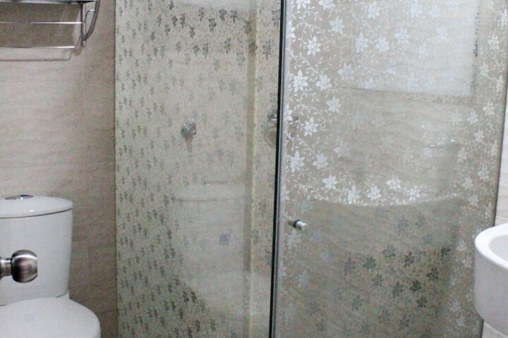 Room 32 of 39