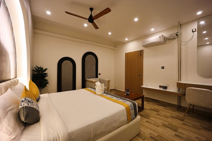 Room 9 of 70
